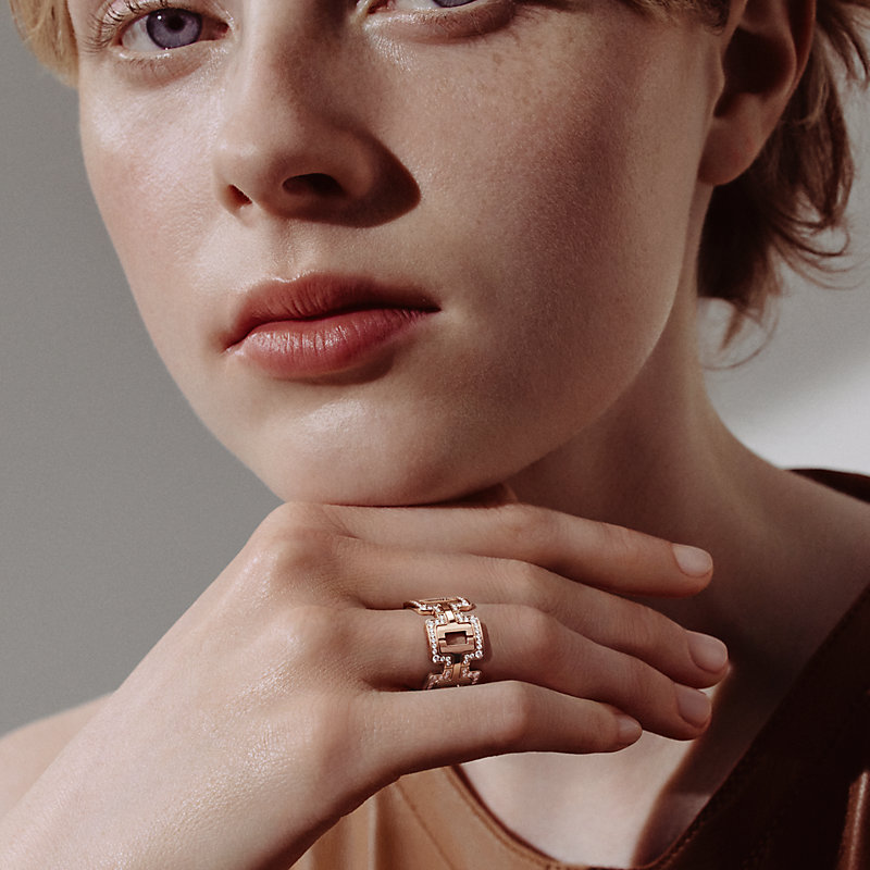 リング 《H》 - ピンクゴールド | Hermès - エルメス-公式サイト